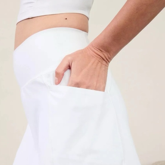 NWT Athleta Salutation Stash Pocket 16.5” White Skort. size 1X - Picture 3 of 8